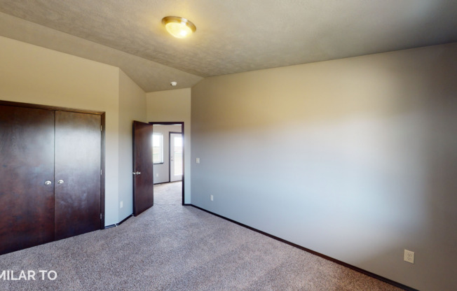 3 beds, 2.5 baths, 1,193 sqft, $1,725, Unit 541-01
