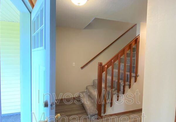 8511 NE 66 ST