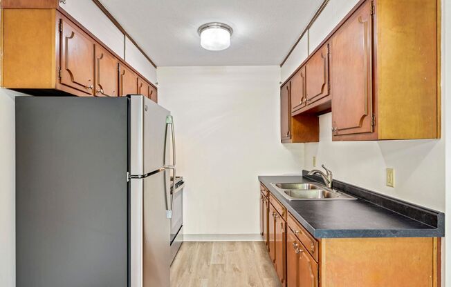 3135 Dupont