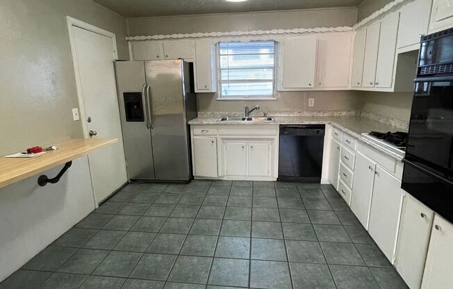 804 NW 21st St.
