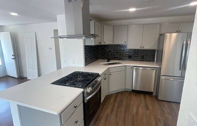 Charming 4BR House in Colorado Springs