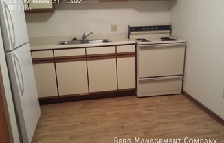 331 W MAIN ST