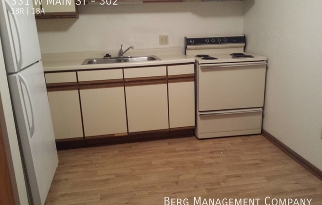 331 W MAIN ST