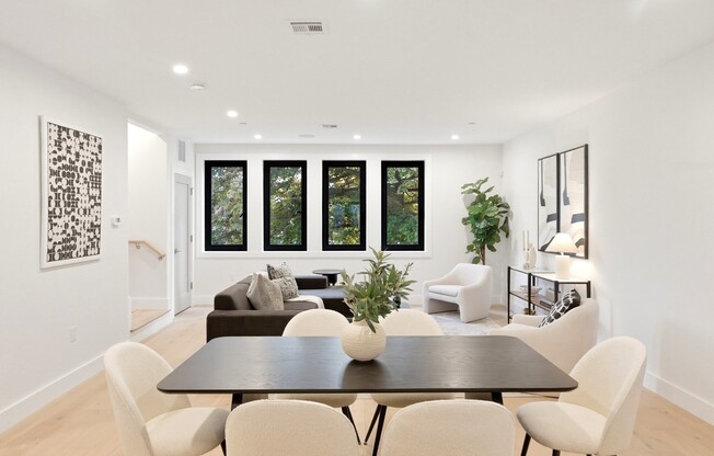 3 beds, 3.5 baths, 2,829 sqft, $7,500, Unit 3