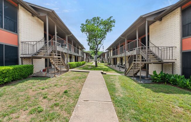 1 bed, 1 bath, 600 sqft, $949, Unit 2001-125