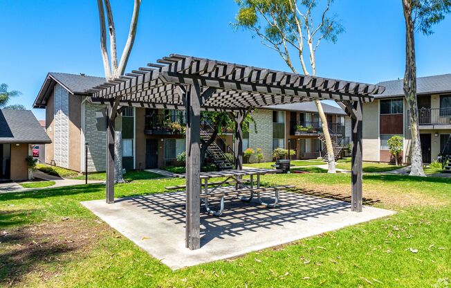 2 beds, 1 bath, 845 sqft, $2,375, Unit 104