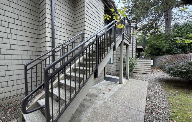 Mountain Park 2-Bedroom Condo with Spacious Kitchen, Private Deck, Pool & Community Amenities