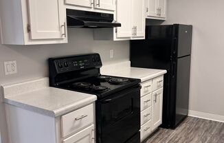 2 beds, 2 baths, 883 sqft, $1,230, Unit 204