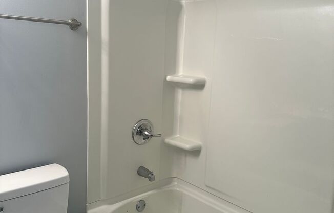 1 bed, 1 bath, $945