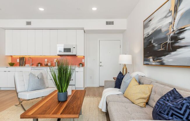 1 bed, 1 bath, 499 sqft, $1,630, Unit N-504