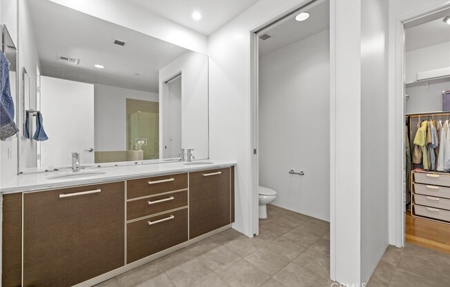 2 beds, 2 baths, 1,580 sqft, $4,200, Unit 1611
