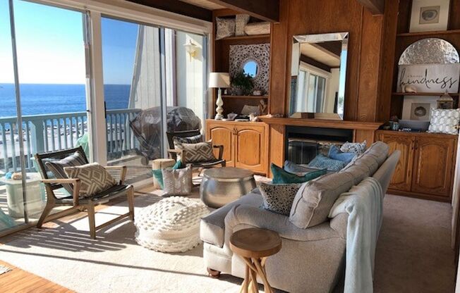 Malibu 2 Bedroom Ocean View Condo (Ocean side of PCH)