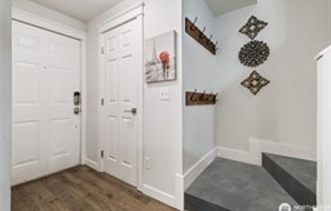 2Bd/2.25Ba Kent Condo