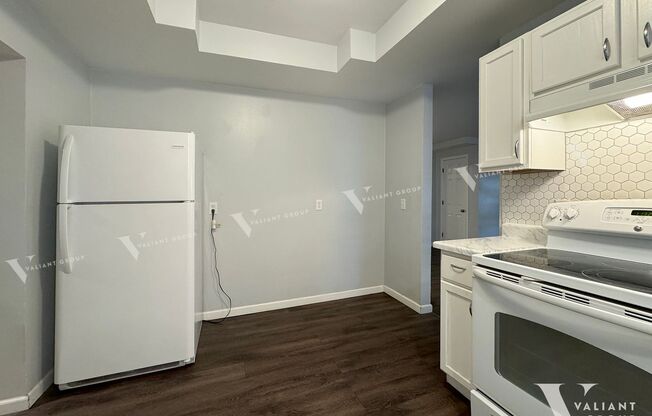 2 beds, 1 bath, $995