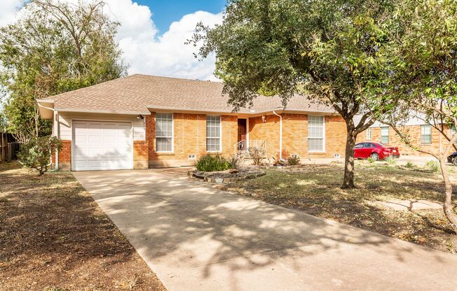 2 Bedroom, 2 Bath Home in Richardson Heights