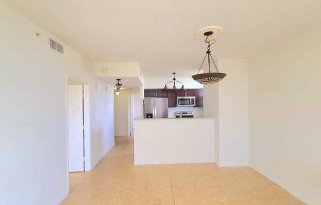 215 SW 42nd Ave