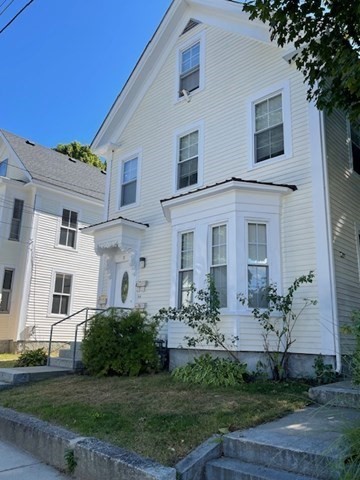 11 PLEASANT ST