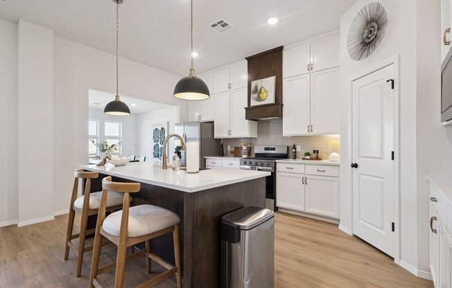 Modern Comfort Meets Turn-Key Living in Owasso’s Newest Build