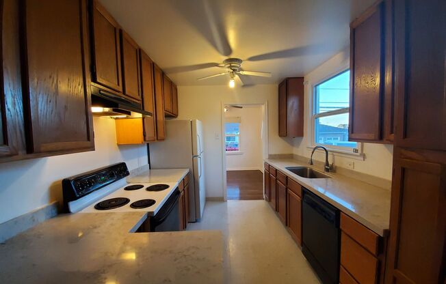 Two bedroom duplex with garage