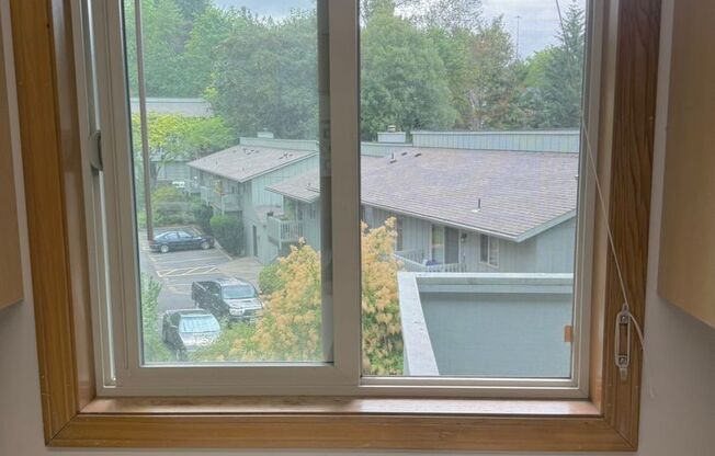 2 beds, 1 bath, 840 sqft, $1,695, Unit D03