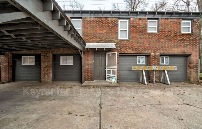 316 SW 27 ST