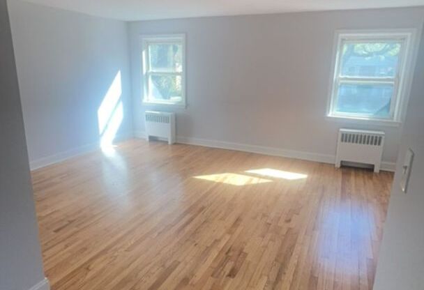 1 bed, 1 bath, 715 sqft, $1,875, Unit A-12
