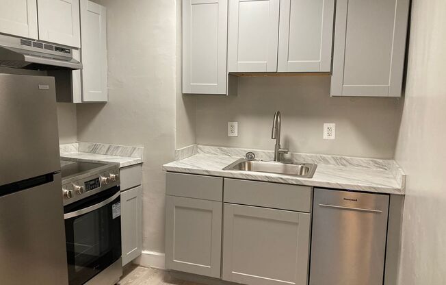 2 beds, 2 baths, 900 sqft, $1,499, Unit 50-8