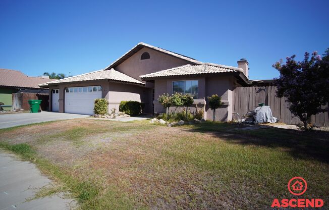 Gorgeous Home in Shafter!