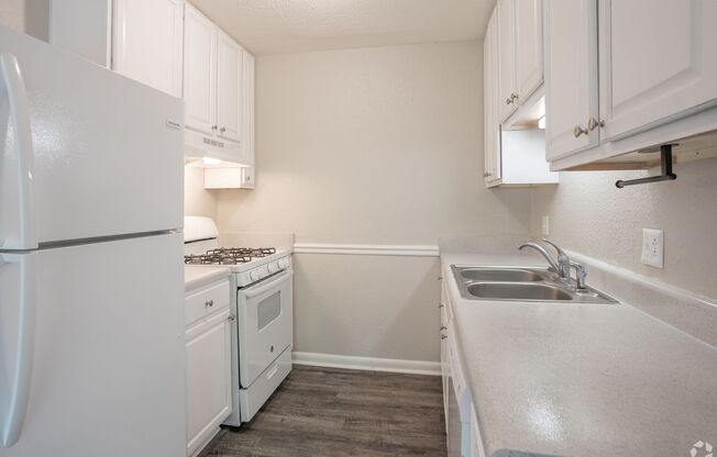 1 bed, 1 bath, 721 sqft, $1,149