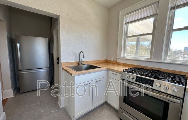 205 Hillside St. Unit 5
