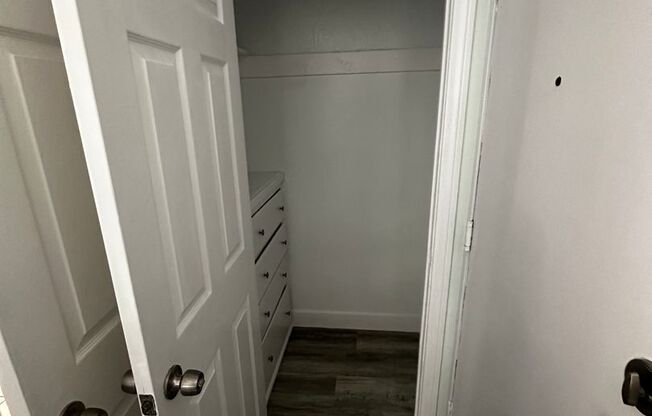 1 bed, 1 bath, 307 sqft, $1,495.83, Unit 15