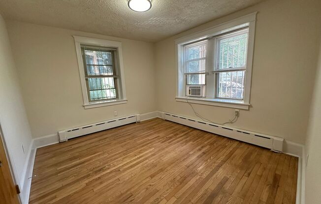 1 bed, 1 bath, 640 sqft, $1,140, Unit Apt 302