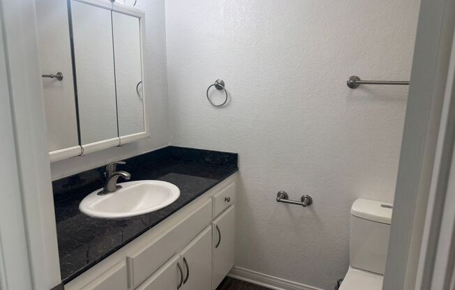 2 beds, 2 baths, 967 sqft, $2,910, Unit 301