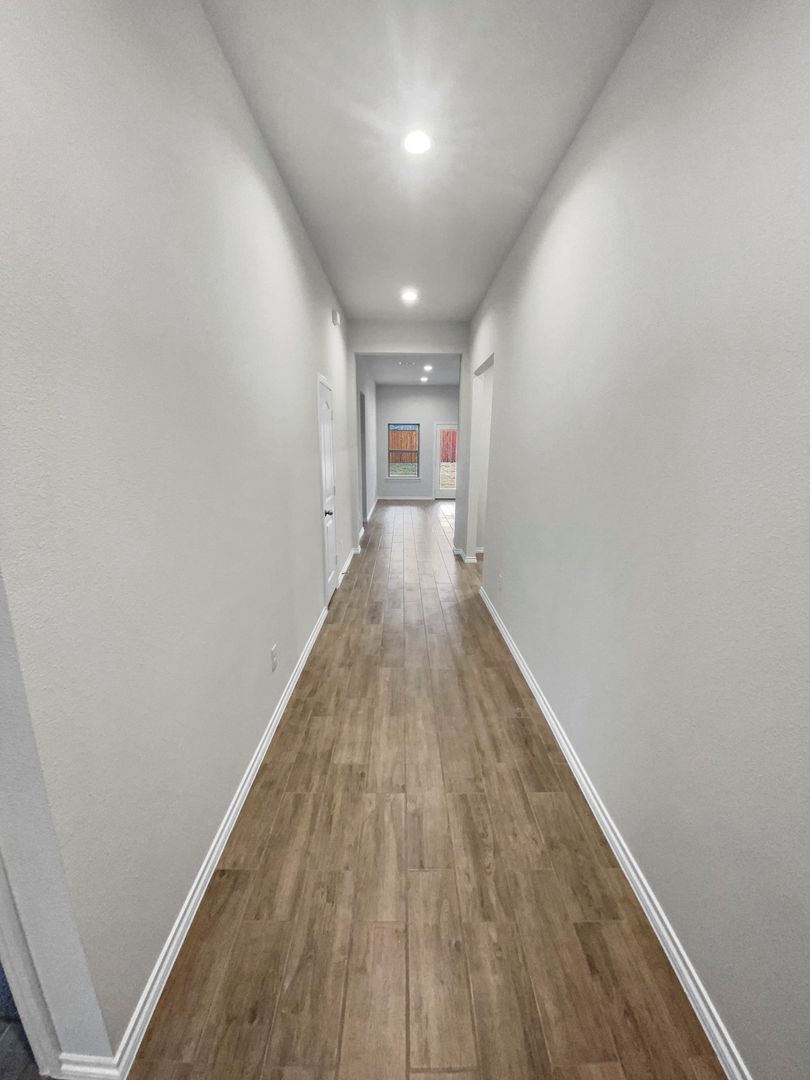 Stylish New Build with Luxury Finishes – Move-In Ready!