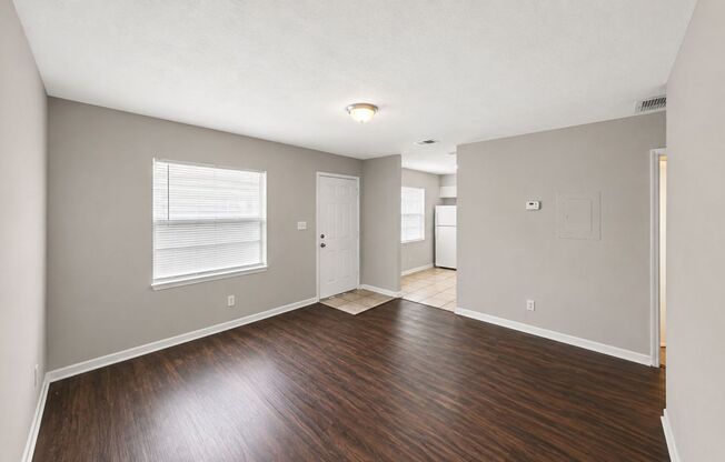 E Poinsettia Ave 921 - TA1