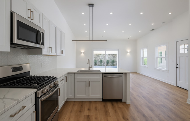 3250 Lorain LLC