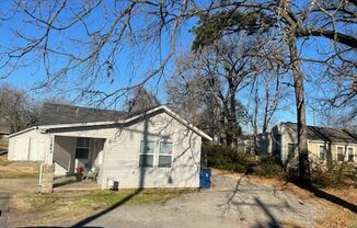 2 bed/1 bath house