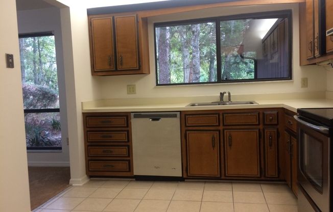 3 beds, 2 baths, $1,800