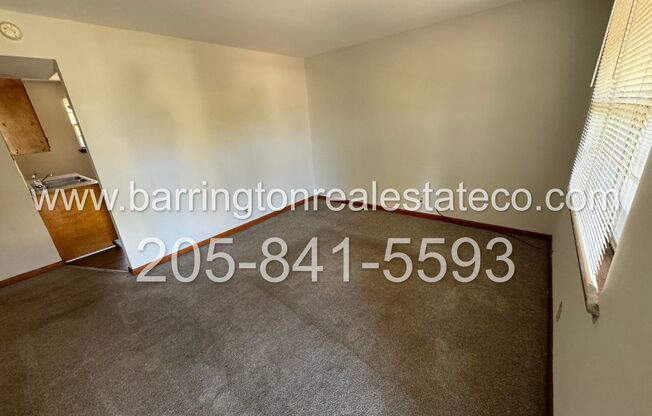 2 beds, 1 bath, 758 sqft, $585, Unit Apt E