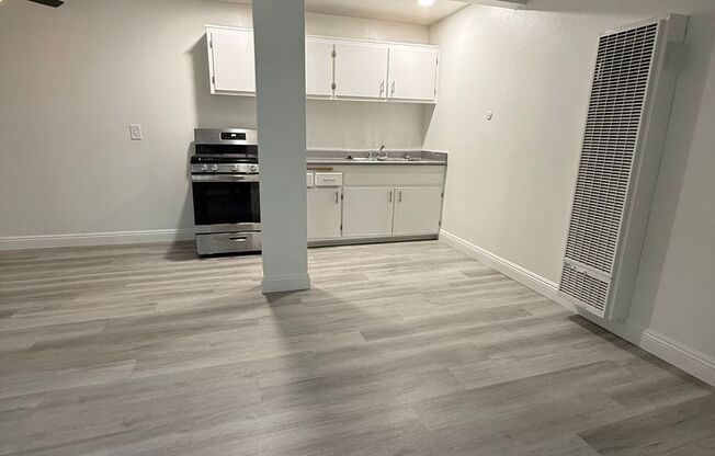 1 bed, 1 bath, 525 sqft, $1,875, Unit 9121-2