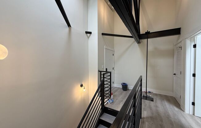 2 beds, 2 baths, 1,000 sqft, $3,985, Unit 211
