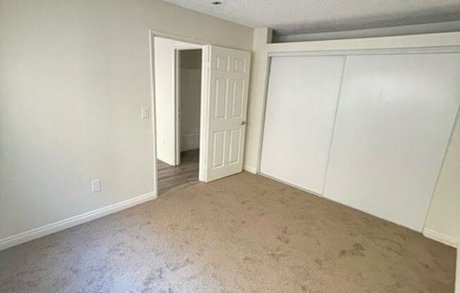 1 bed, 1 bath, 382 sqft, $1,725, Unit 113