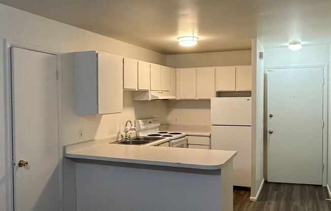 1 bed, 1 bath, 600 sqft, $1,150, Unit 03