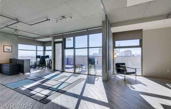 1 bed, 2 baths, $2,977, Unit Juhl Highrise