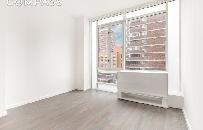 1 bed, 1 bath, $5,150, Unit 14D