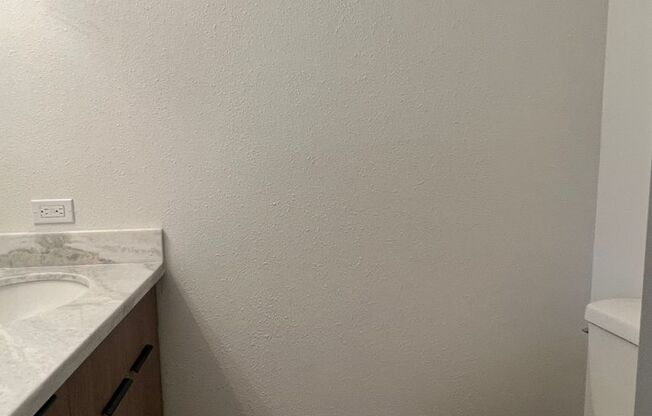 A113 - 11334 3rd Ave NE (4Plex)