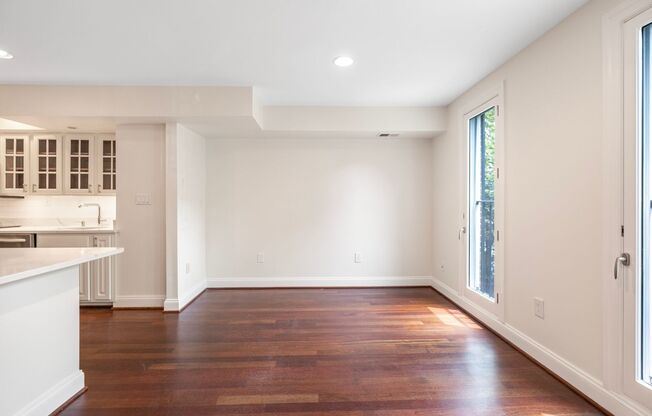 Lovely 3 BR/2.5 BA Townhome in Logan Circle!