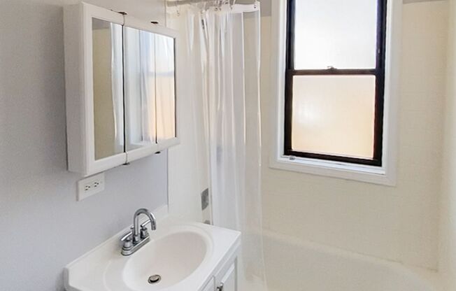 1 bed, 1 bath, 664 sqft, $2,095, Unit 3714-402