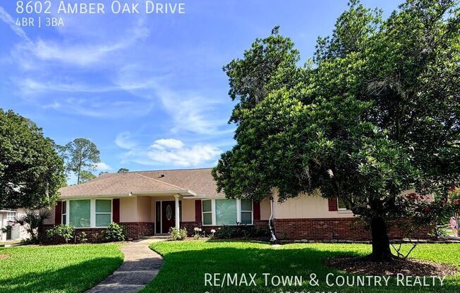 8602 AMBER OAK DR