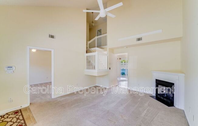 17125 GREENLAWN HLS CT